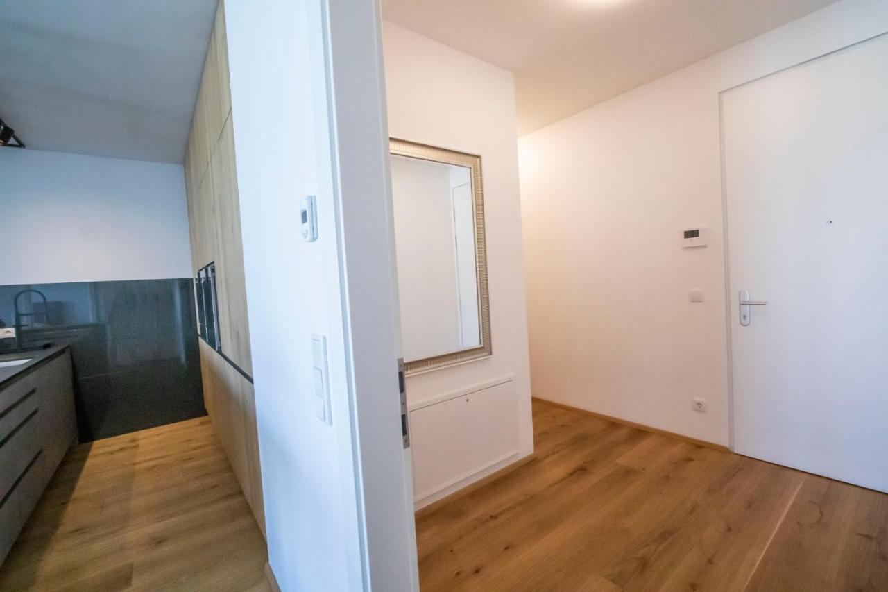 Moderne Trifft Tradition Im Herzen Wiens Exteriör bild